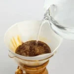 قهوه ساز مدل کمکس 3 کاپ دور چوب